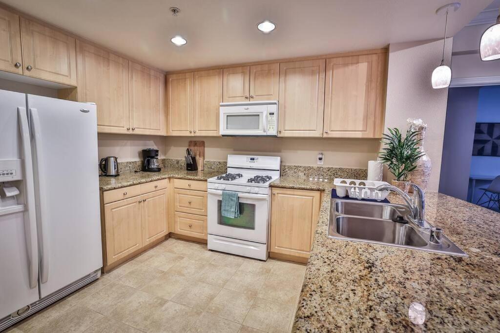 Ferienwohnung Irvine Upscale 2Br Apt Near Spectrum, Great Park, Uci Exterior foto